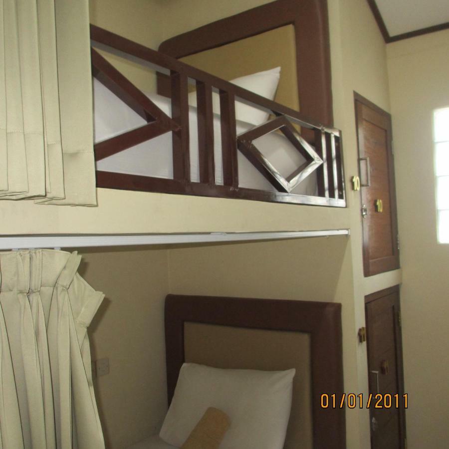 Pondok Aldi Hostel Amed Exterior foto